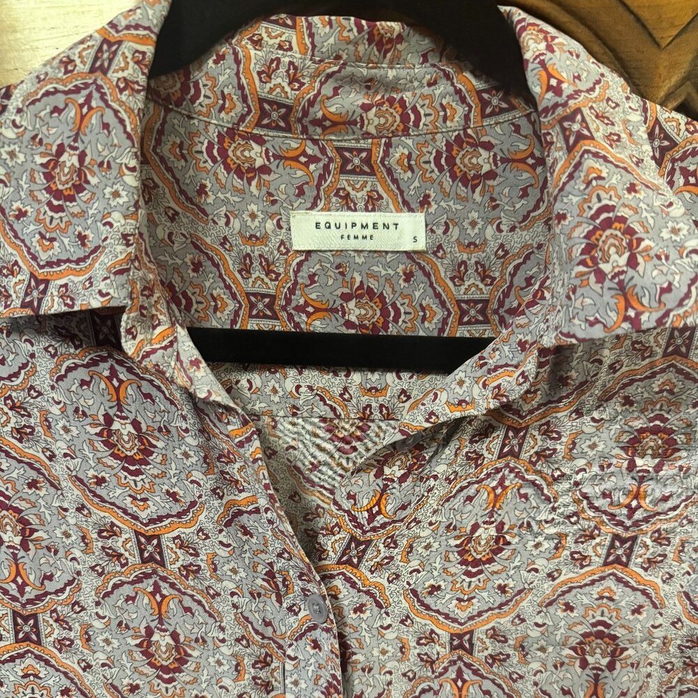 Equipment silk blouse - unique paisley pattern